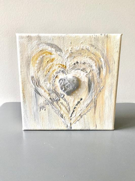 Painted Cream/Silver Heart #104